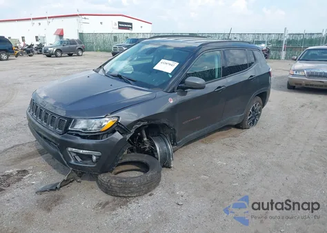 2020 Jeep Compass Trailhawk 4X4 из США, поврежденный, VIN 3C4NJDDB1LT111881